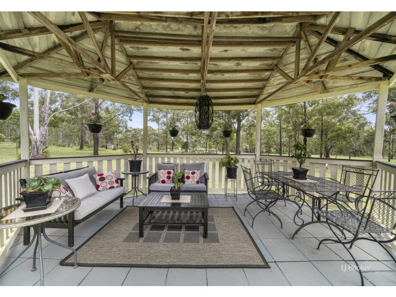 9 Hardgrave Road, Benarkin North QLD 4306