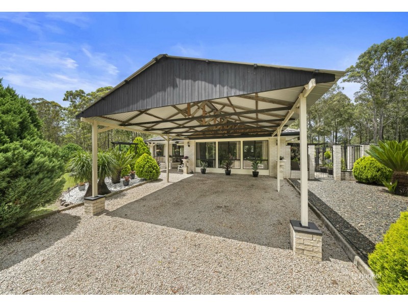 9 Hardgrave Road, Benarkin North QLD 4306
