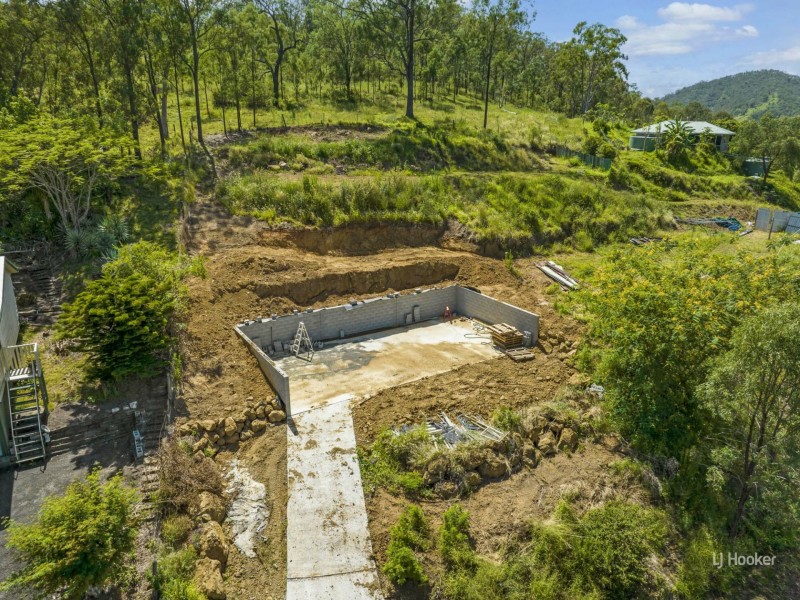 8 Railway Terrace, Moore QLD 4306