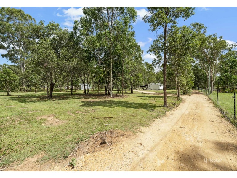 74 Cedar Avenue, Esk QLD 4312