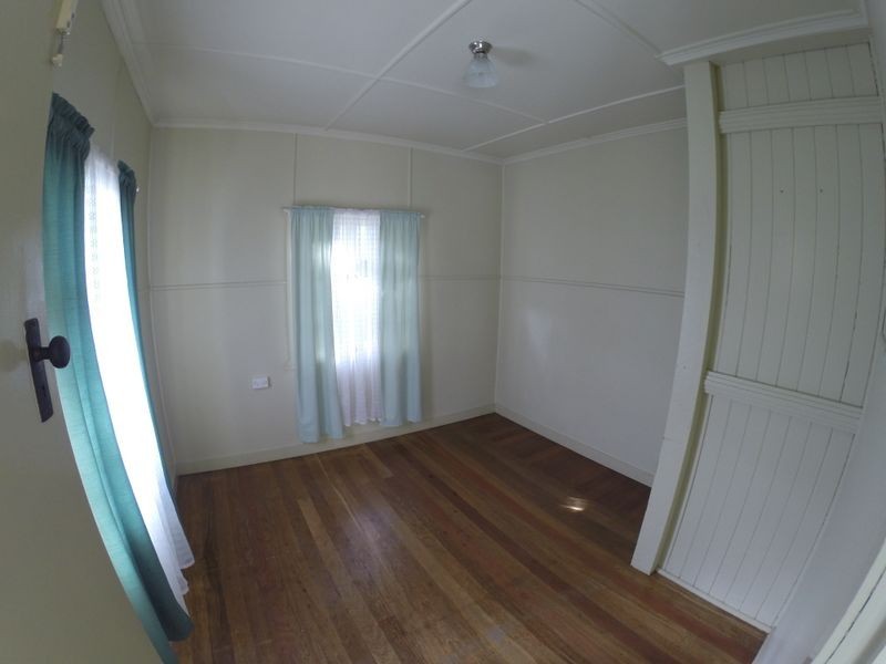 72 Ipswich Street, Esk QLD 4312