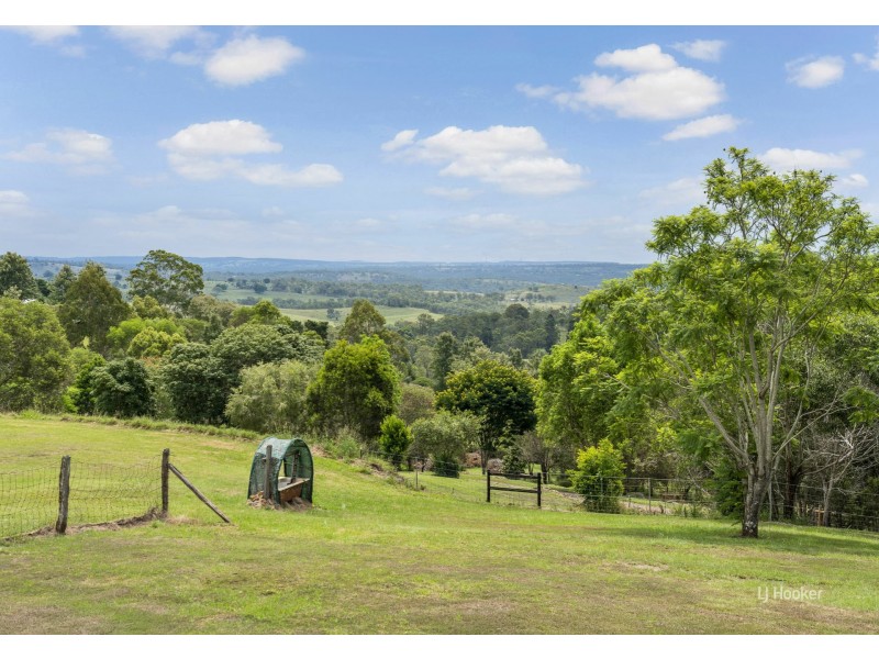 142 Greenhills Drive, Blackbutt QLD 4306