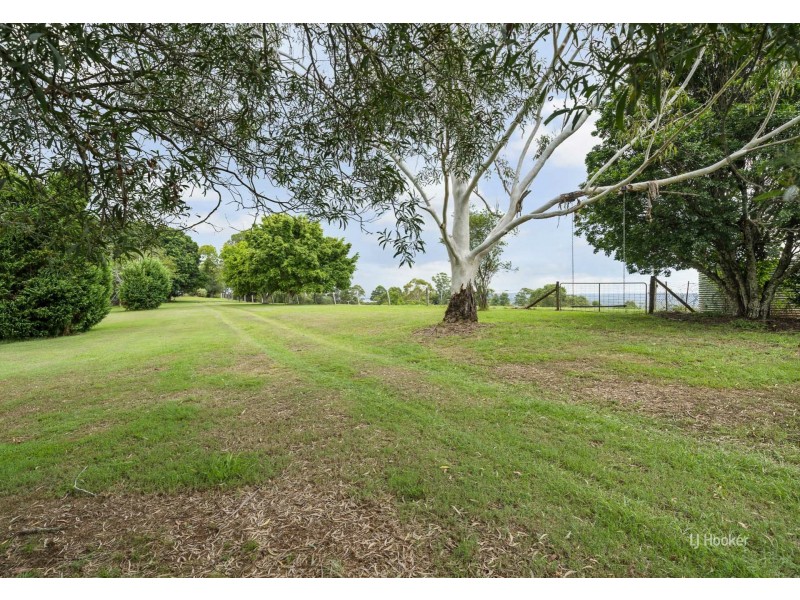 142 Greenhills Drive, Blackbutt QLD 4306