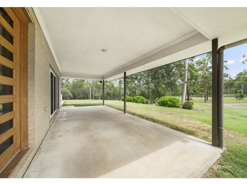 189 Edinburgh Drive, Mount Hallen QLD 4312