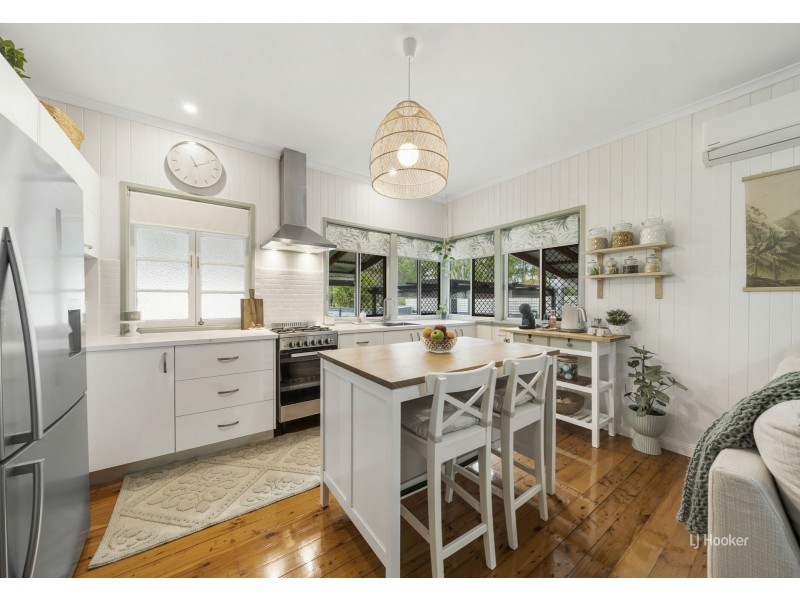 25 Burrows Street, Moore QLD 4306