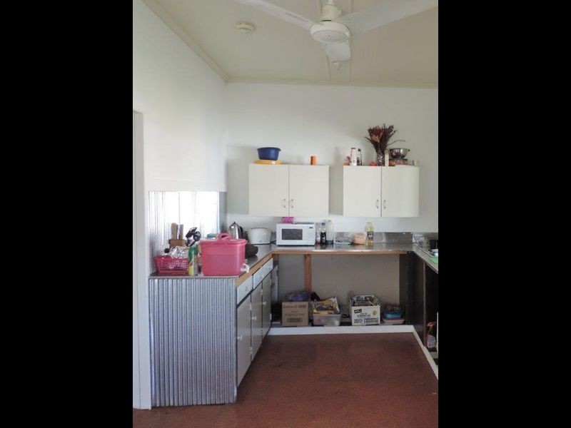 10 Factory Road, Toogoolawah QLD 4313