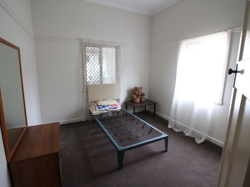 30 Richard Street, Esk QLD 4312