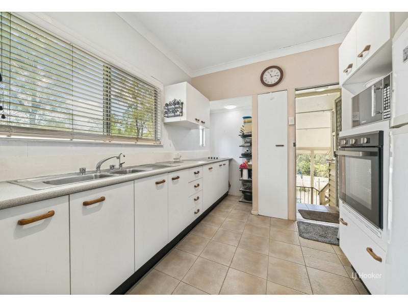 700 Esk-Crows Nest Road, Biarra QLD 4313