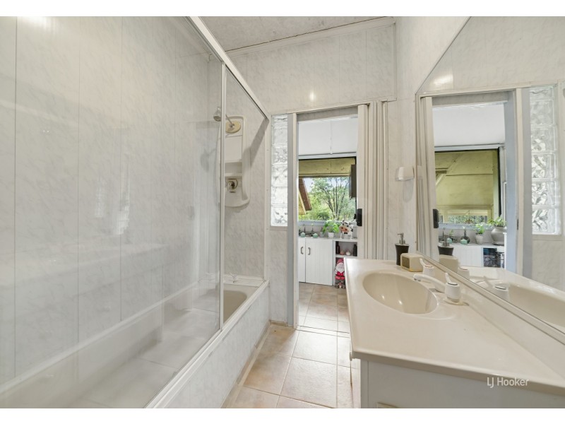 700 Esk-Crows Nest Road, Biarra QLD 4313