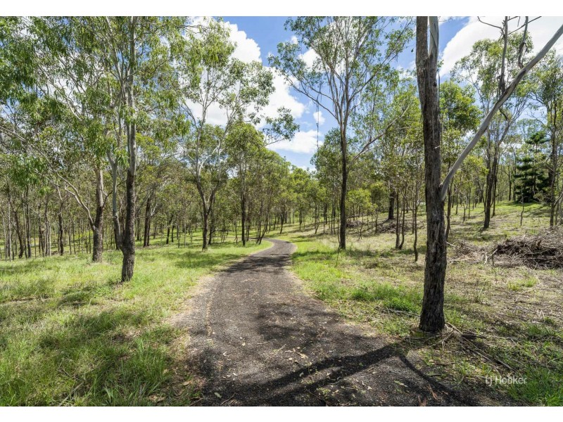 700 Esk-Crows Nest Road, Biarra QLD 4313