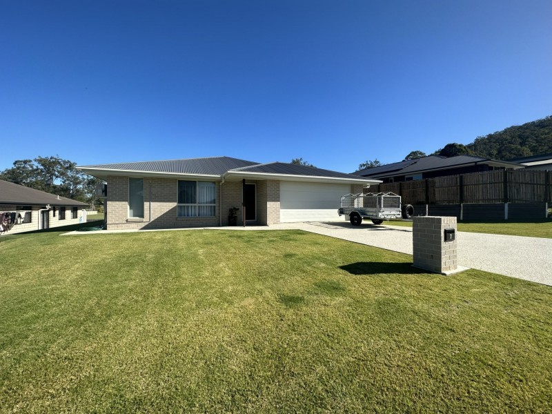 7 Jelica Place, Esk QLD 4312