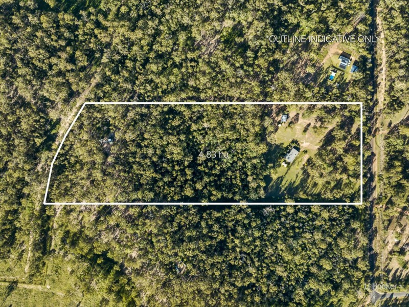124 Cambridge Drive, Mount Hallen QLD 4312