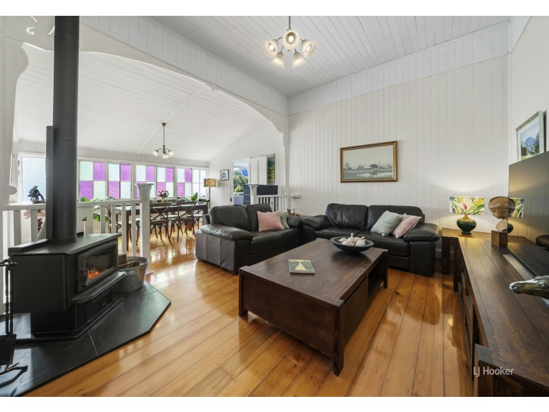 21 Elizabeth Street, Esk QLD 4312