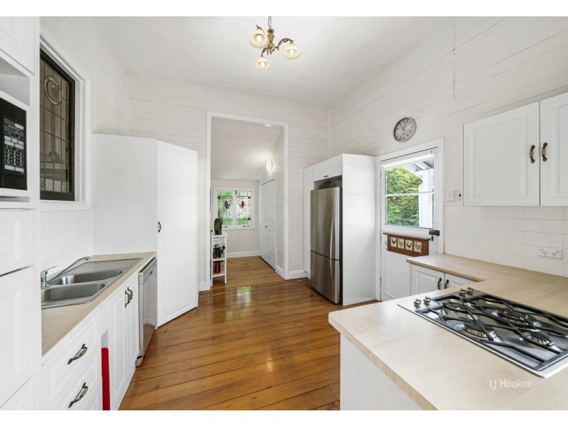 21 Elizabeth Street, Esk QLD 4312