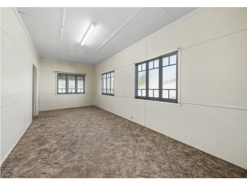 15 Graham Street, Kilcoy QLD 4515