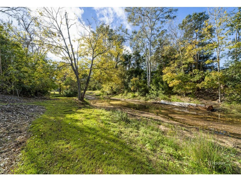 95 Outlook Drive, Esk QLD 4312