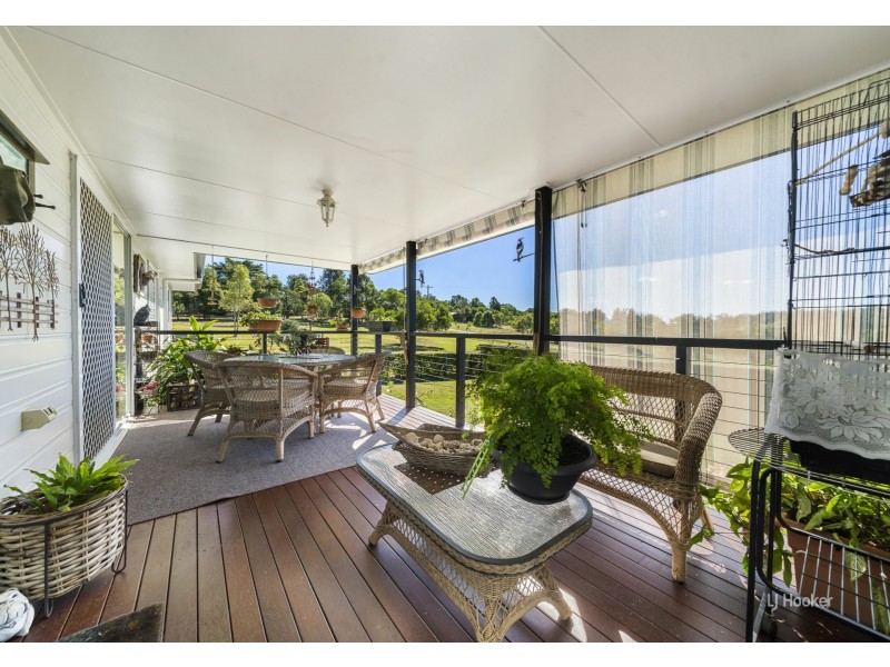 27 Sutherland Drive, Taromeo QLD 4306