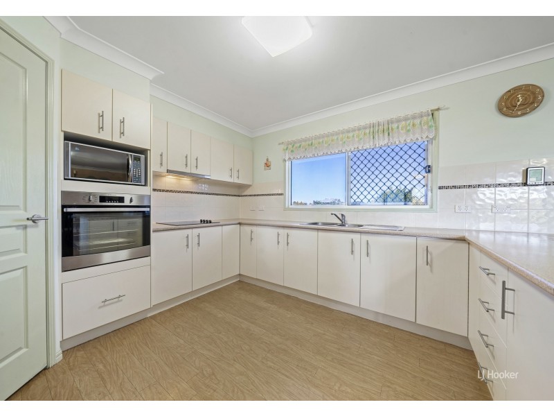 27 Sutherland Drive, Taromeo QLD 4306