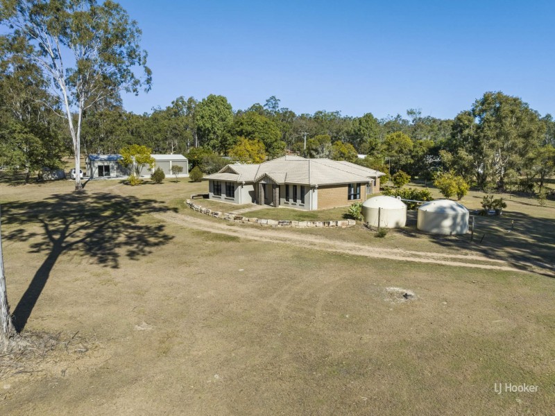 123 Cedar Avenue, Esk QLD 4312