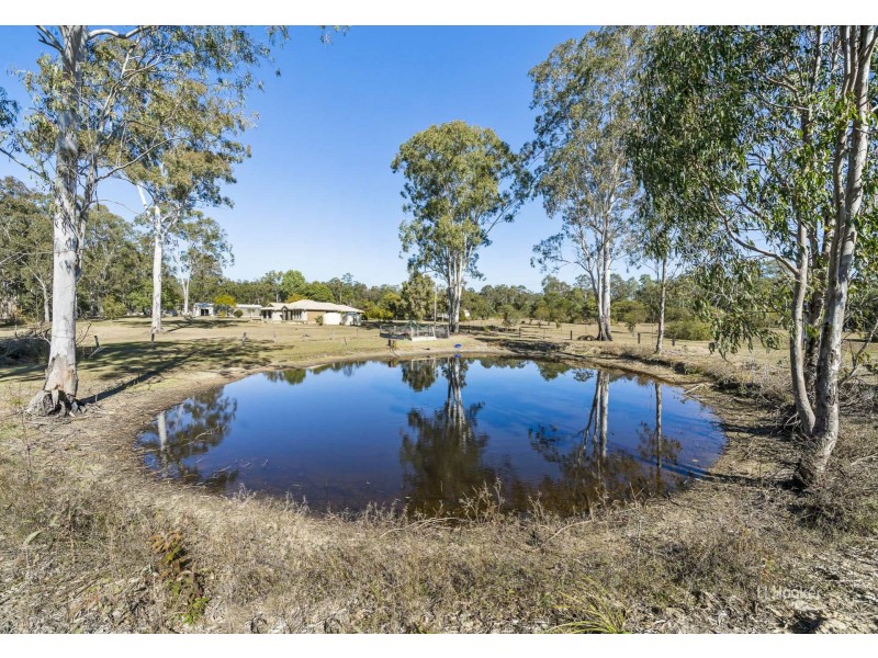 123 Cedar Avenue, Esk QLD 4312