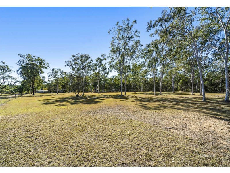 123 Cedar Avenue, Esk QLD 4312