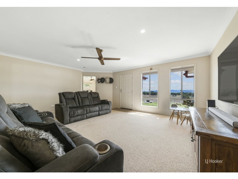 98 Angledale Lane, Toogoolawah QLD 4313