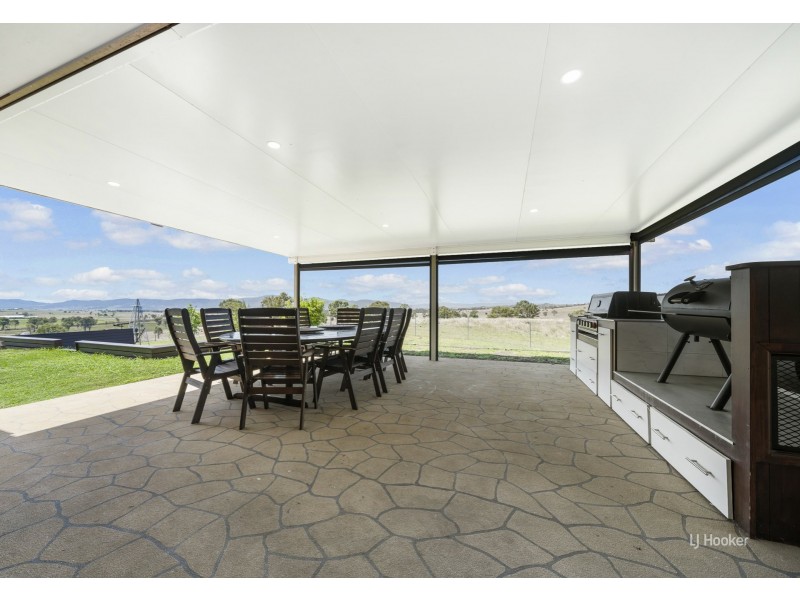 98 Angledale Lane, Toogoolawah QLD 4313