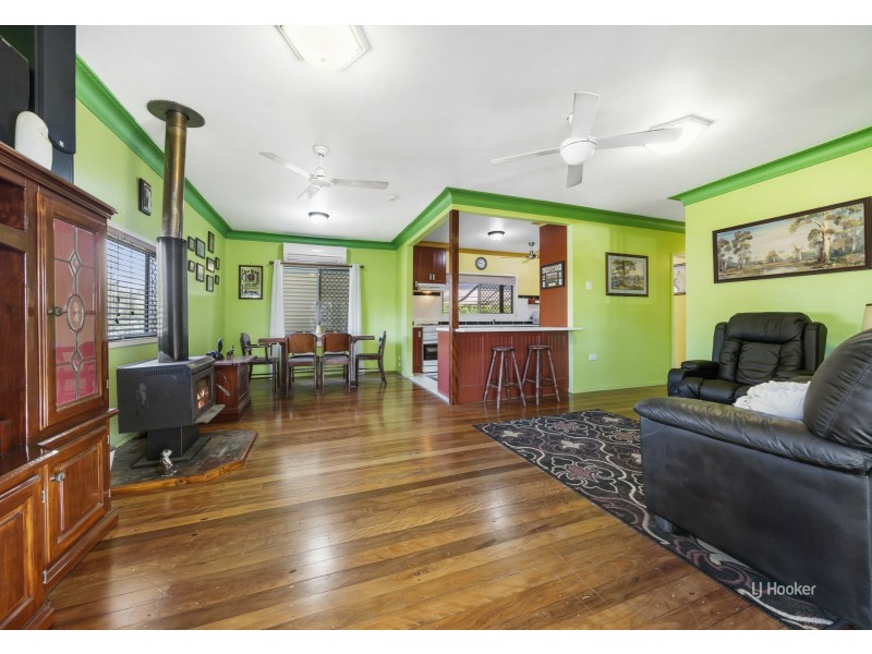 17 Mary Street, Toogoolawah QLD 4313
