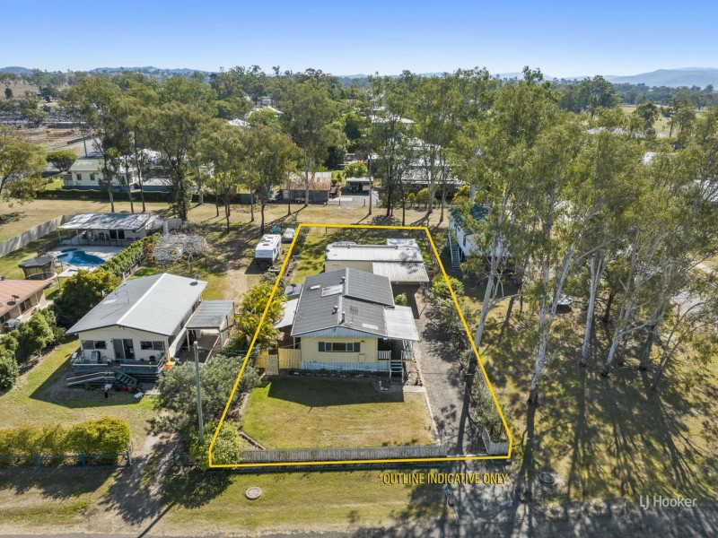 17 Mary Street, Toogoolawah QLD 4313