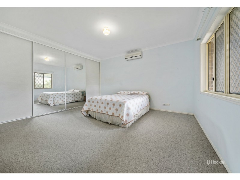 8 Down Street, Esk QLD 4312