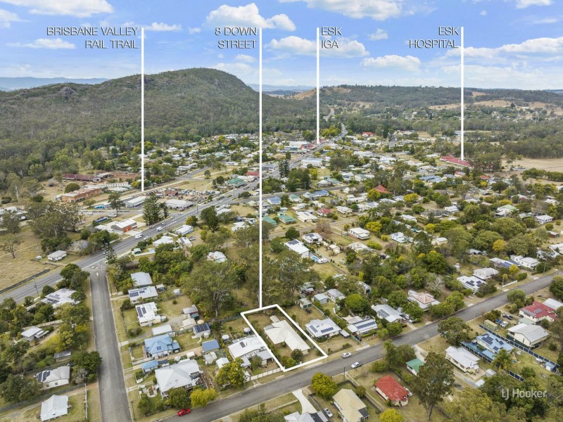 8 Down Street, Esk QLD 4312