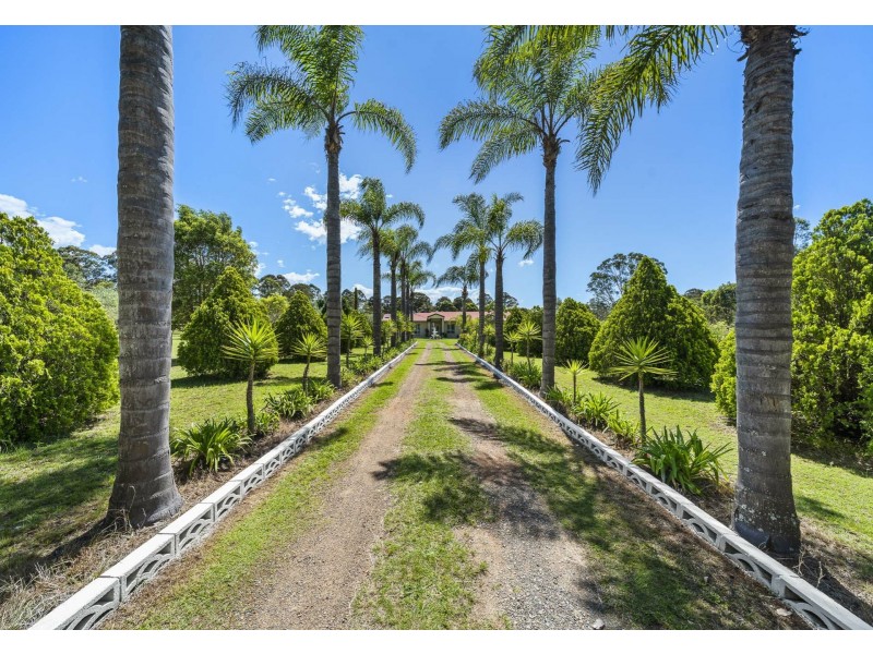 145 Crumpton Drive, Blackbutt North QLD 4306