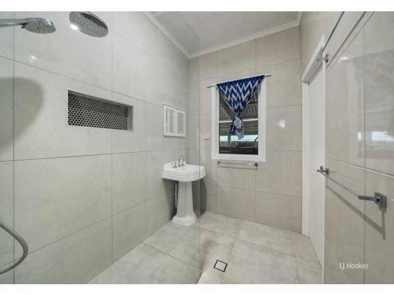 17 Ivory Creek Road, Toogoolawah QLD 4313