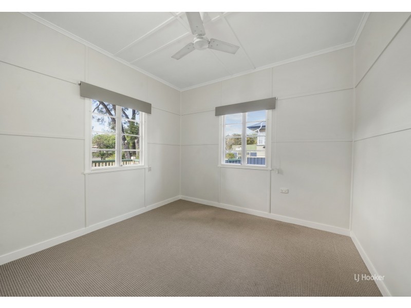 13 Down Street, Esk QLD 4312