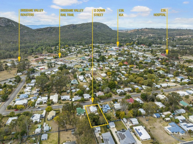 13 Down Street, Esk QLD 4312