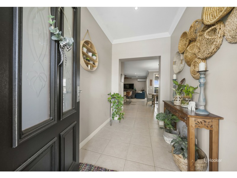 36 Hedley Drive, Woolmar QLD 4515