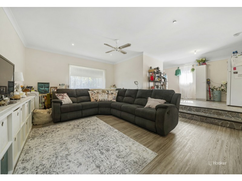 25 Dingyarra Street, Toogoolawah QLD 4313