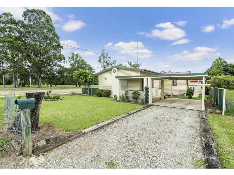 25 Dingyarra Street, Toogoolawah QLD 4313