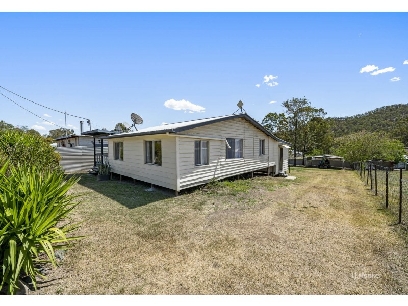 25 Constable Street, Moore QLD 4306