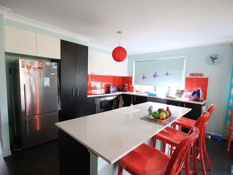 5 Jelica Place, Esk QLD 4312