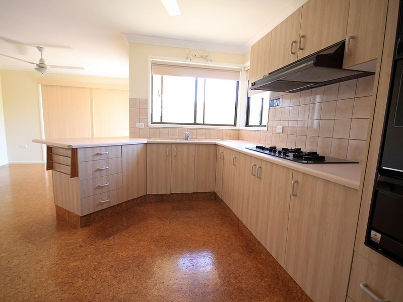 11 Brough Court, Esk QLD 4312