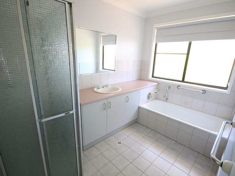 11 Brough Court, Esk QLD 4312