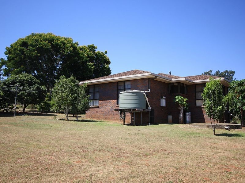 11 Brough Court, Esk QLD 4312