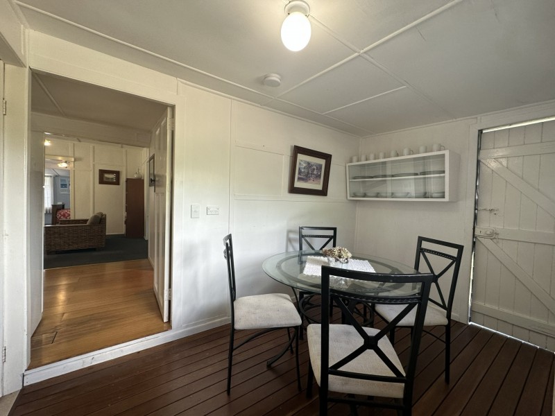 3 First Avenue, Somerset Dam QLD 4312