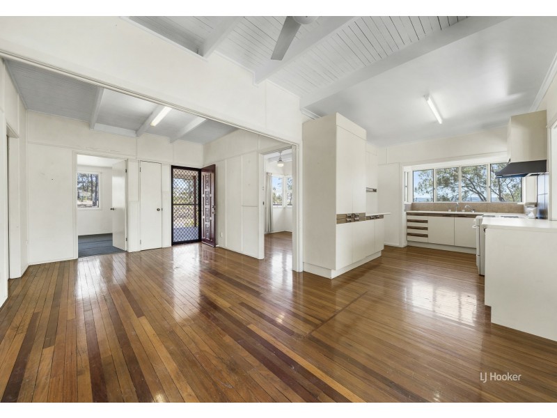 62 Eskdale Road, Toogoolawah QLD 4313