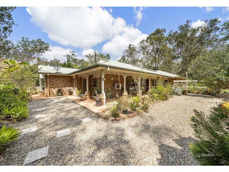 149 Windsor Drive, Mount Hallen QLD 4312