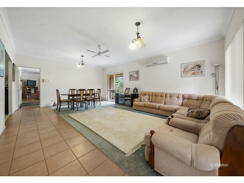 149 Windsor Drive, Mount Hallen QLD 4312