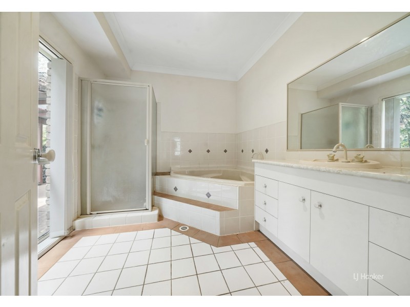 149 Windsor Drive, Mount Hallen QLD 4312