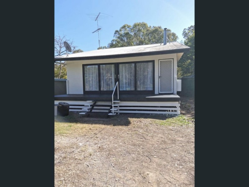 21 Burrows Street, Moore QLD 4306