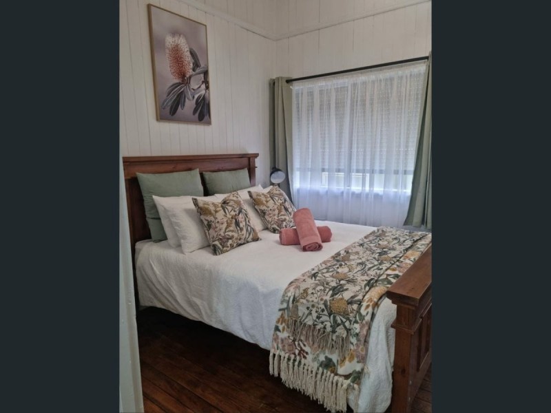 21 Burrows Street, Moore QLD 4306